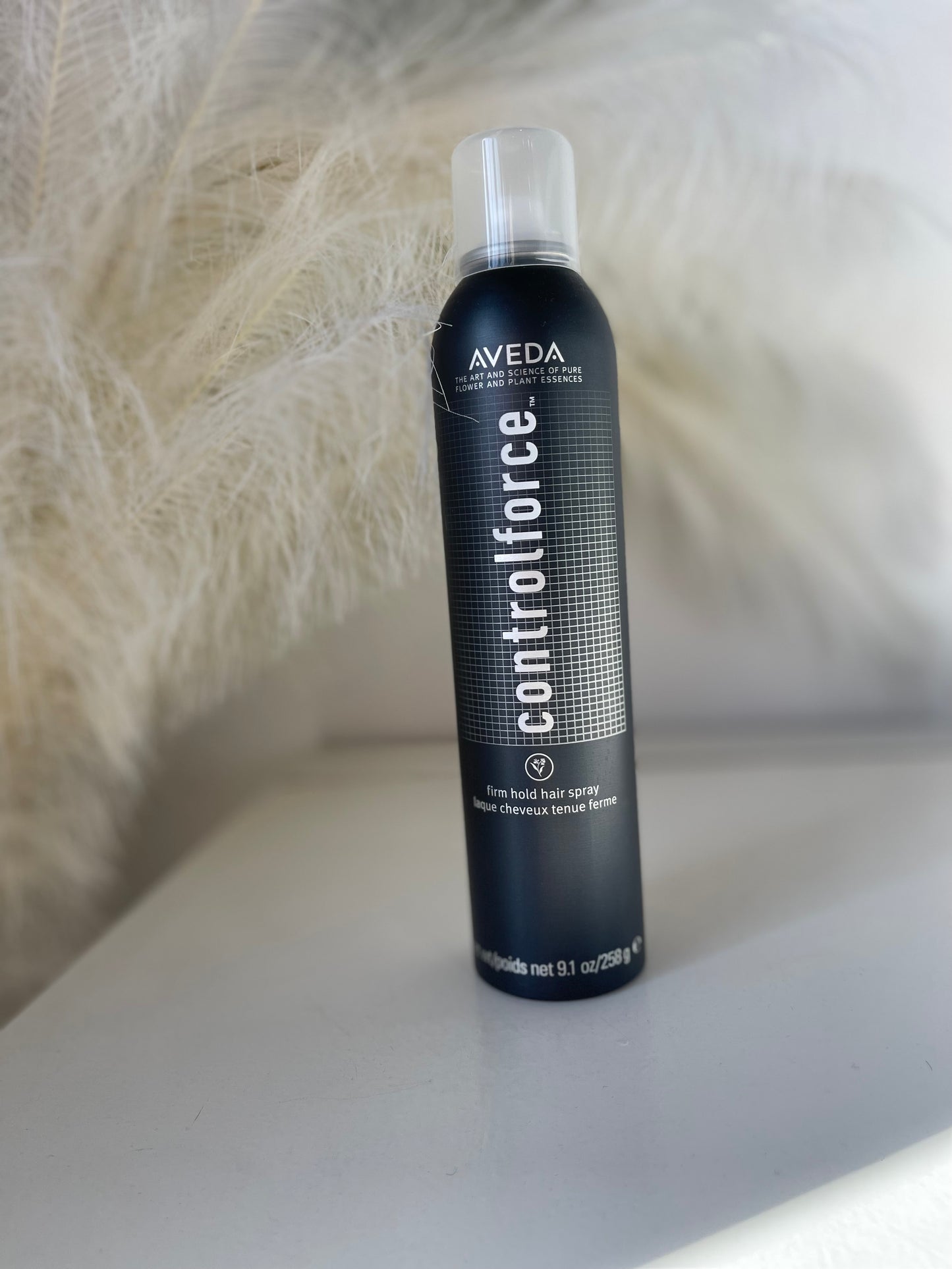Aveda control force™ firm hold hair spray