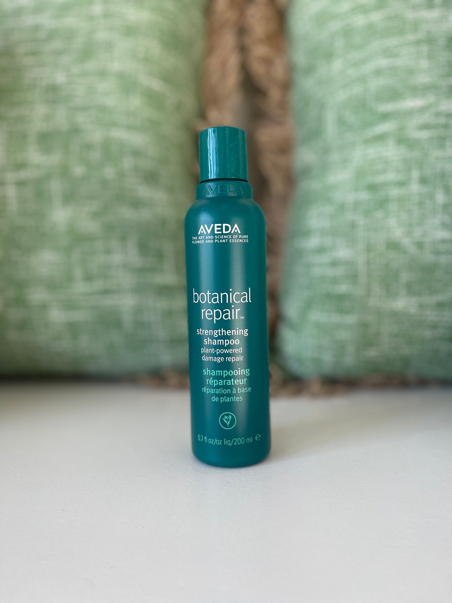 Aveda Botanical Repair Strengthening Shampoo